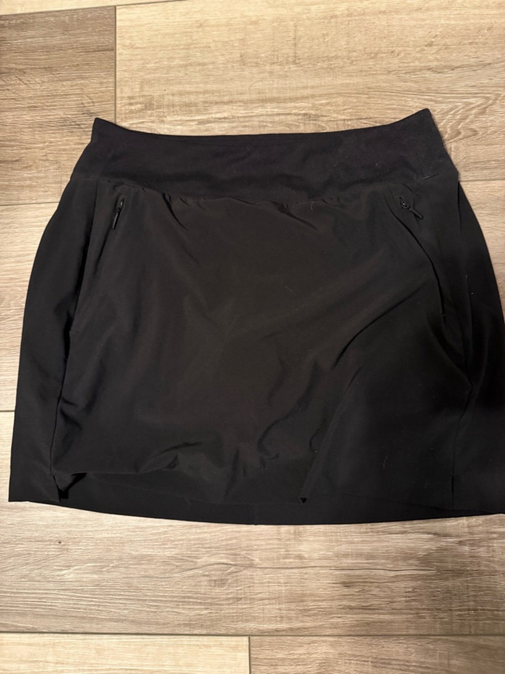 Athleta Black Women's Athletic Skort with Hidden Pockets